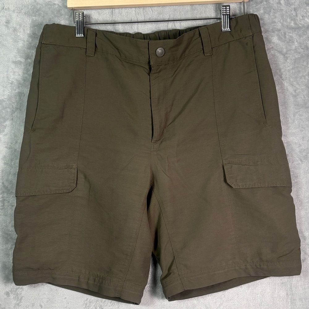 The North Face Women’s Utility Cargo Shorts Size Large
